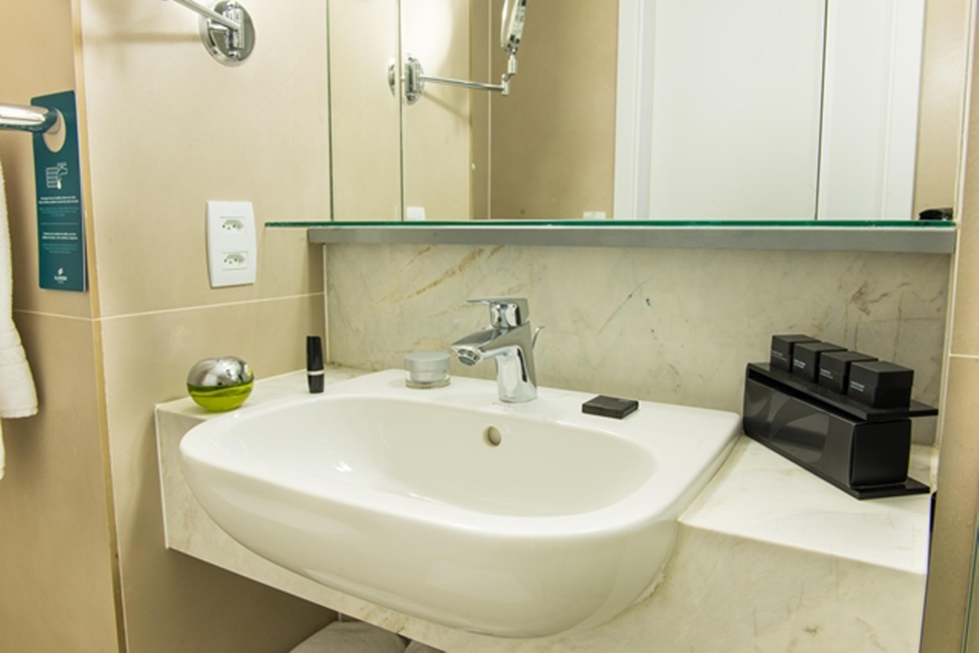 Hotel Atlantico Prime Rio de Janeiro Esterno foto Bathroom in a hotel room
