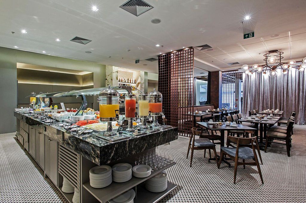 Hotel Atlantico Prime Rio de Janeiro Esterno foto Breakfast buffet at a luxury hotel